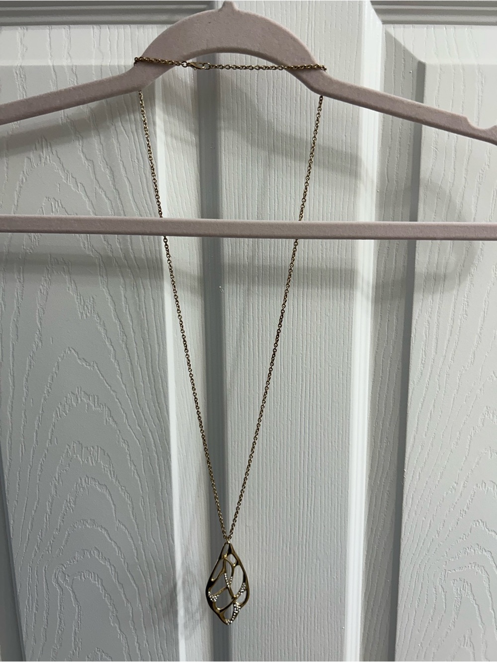 Gold Teardrop Filigree Pendant Necklace Women Accessories